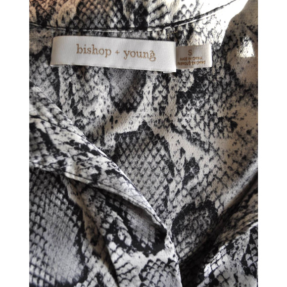 Bishop+Young Snakeskin top blouse cap sleeve size small - Picture 6 of 8